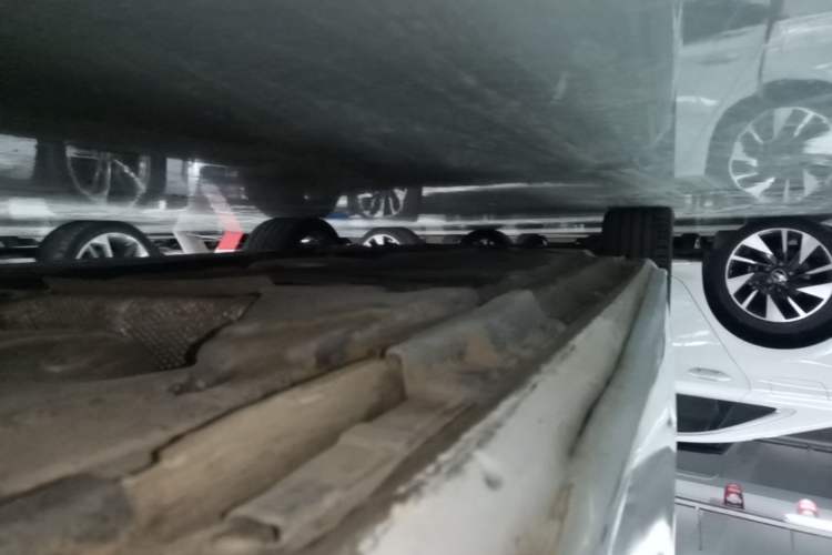 Used Audi A4L 2024 40 TFSI Fashion Dynamic Model Left Side Sill