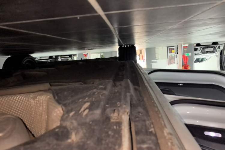 Used Audi A4L 2024 40 TFSI Fashion Dynamic Model Left Side Sill