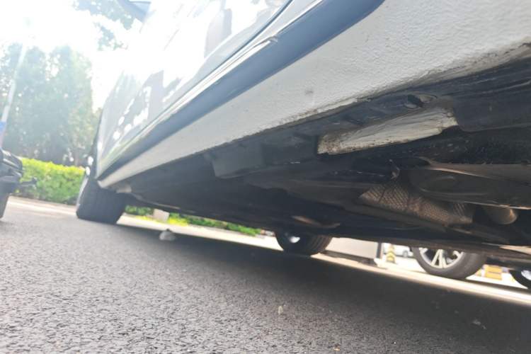 Used Audi A4L 2024 40 TFSI Luxury Dynamic Edition Left Side Sill