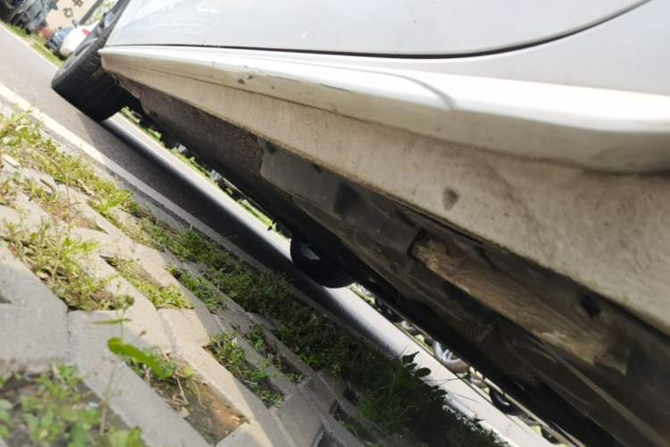 Used Audi A4L 2024 40 TFSI Fashion Dynamic Model Left Side Sill