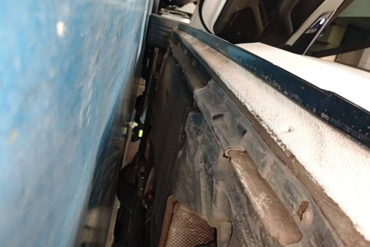 Used Audi A4L 2024 40 TFSI Fashion Dynamic Model Left Side Sill