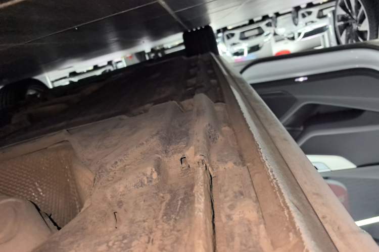 Used Audi A4L 2024 40 TFSI Fashion Dynamic Model Left Side Sill