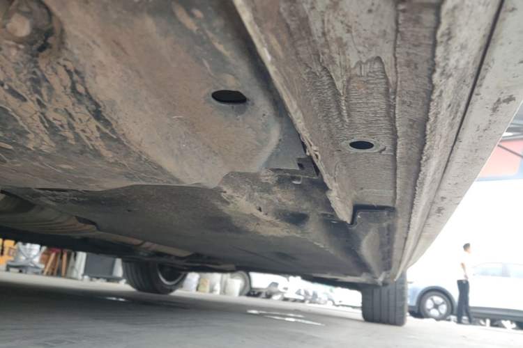 Used Audi A4L 2024 40 TFSI Fashion Dynamic Model Left Side Sill