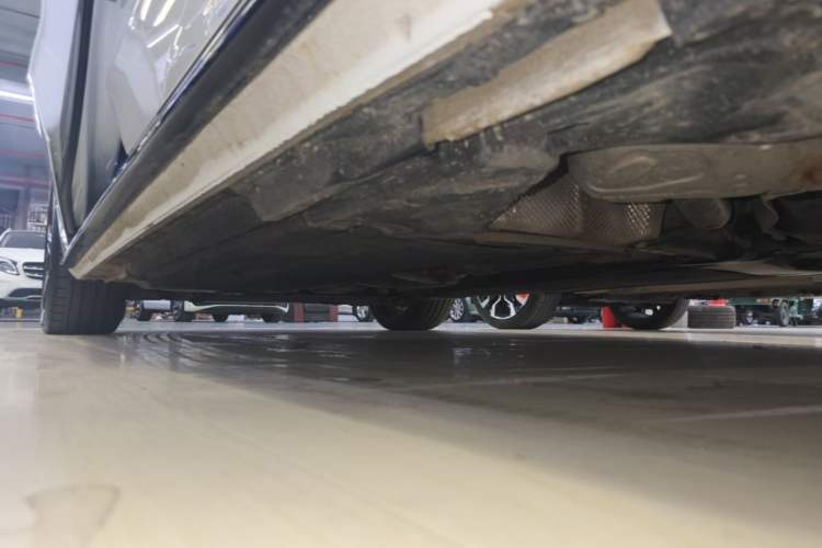 Used Audi A4L 2024 40 TFSI Luxury Dynamic Edition Left Side Sill