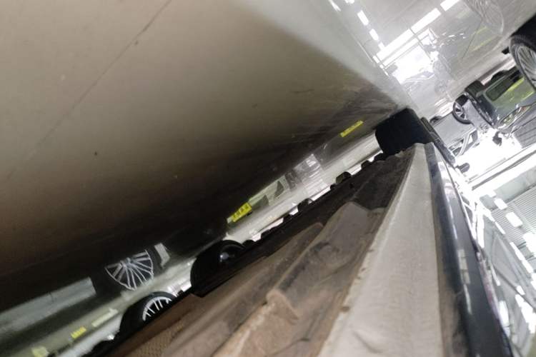 Used Audi A4L 2024 40 TFSI Luxury Dynamic Edition Left Side Sill