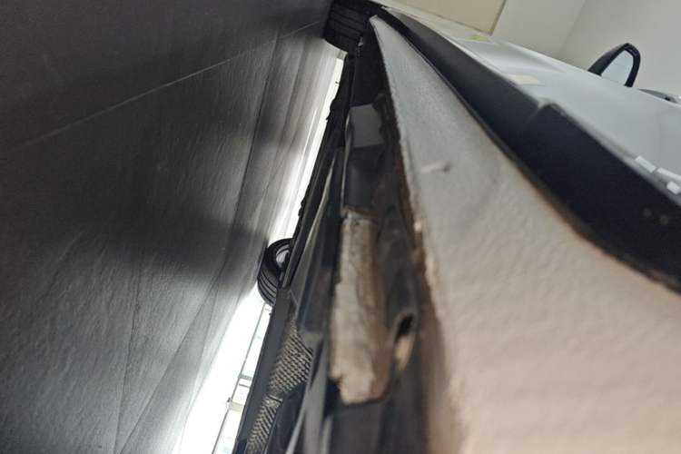 Used Audi A4L 2024 40 TFSI Luxury Dynamic Edition Left Side Sill
