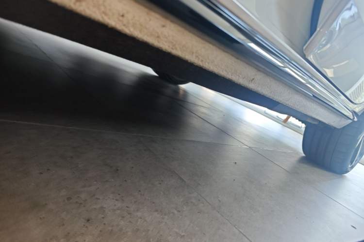Used Audi A4L 2024 40 TFSI Luxury Dynamic Edition Left Side Sill