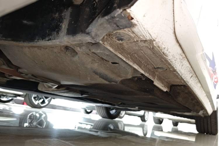 Used Audi A4L 2024 40 TFSI Fashion Dynamic Model Left Side Sill