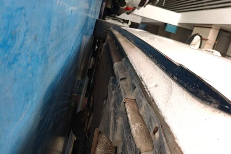 Used Audi A4L 2024 40 TFSI Fashion Dynamic Model Left Side Sill
