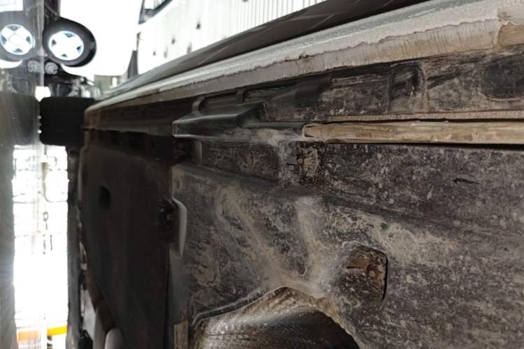 Used Audi A4L 2024 40 TFSI Luxury Dynamic Edition Left Side Sill