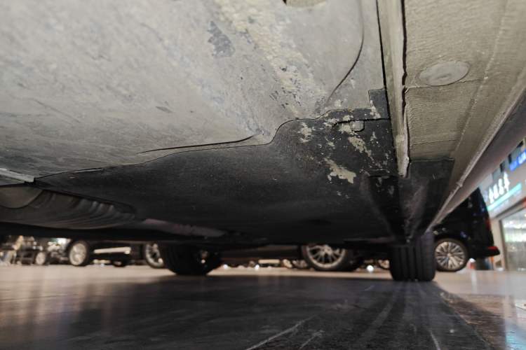 Used Audi A4L 2024 40 TFSI Luxury Dynamic Edition Left Side Sill