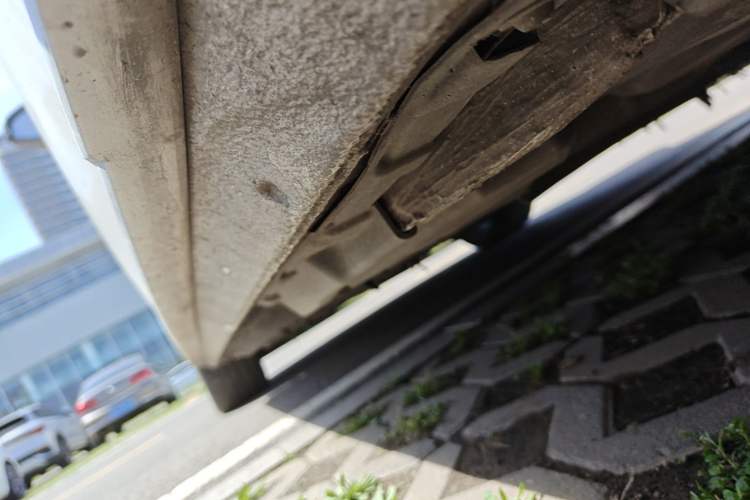 Used Audi A4L 2024 40 TFSI Fashion Dynamic Model Left Side Sill