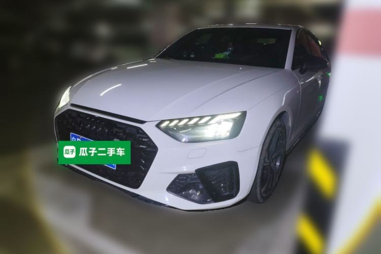 Ojetý Audi A4L 2024 40 TFSI Luxury Dynamic Edition (Starry Night Version) Guazi used car, China used car export, Used car for sale, Used cars, Cheapest cars for sale