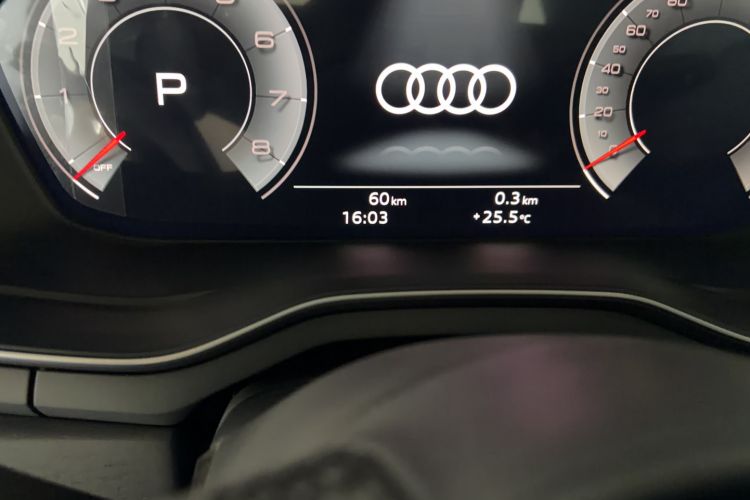 Used Audi A4L 2024 40 TFSI Luxury Dynamic Edition Odometer Close Up