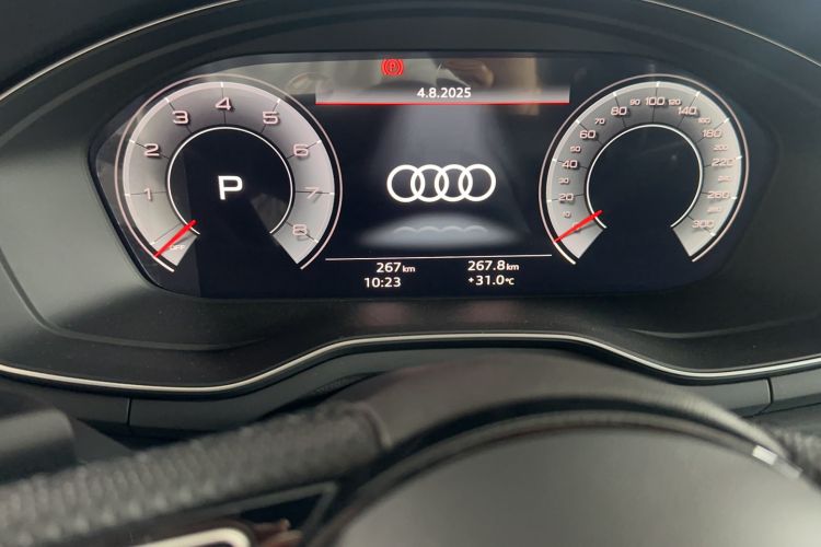 Used Audi A4L 2024 40 TFSI Luxury Dynamic Edition Odometer Close Up