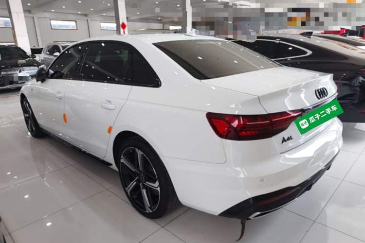 Used Audi A4L 2024 40 TFSI Luxury Dynamic Edition Rear Left 45 Deg