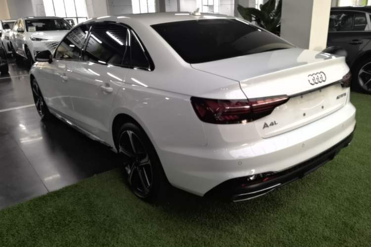 Used Audi A4L 2024 40 TFSI Luxury Dynamic Edition Rear Left 45 Deg