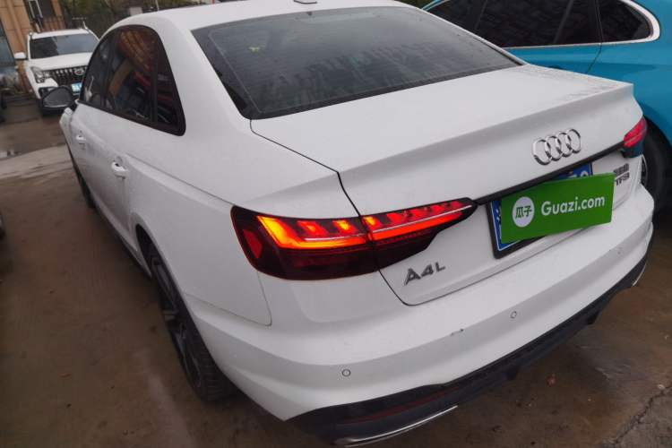 Used Audi A4L 2024 40 TFSI Luxury Dynamic Edition Rear Left 45 Deg