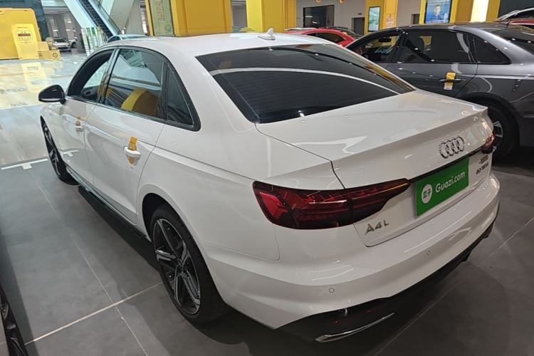 Used Audi A4L 2024 40 TFSI Luxury Dynamic Edition Rear Left 45 Deg