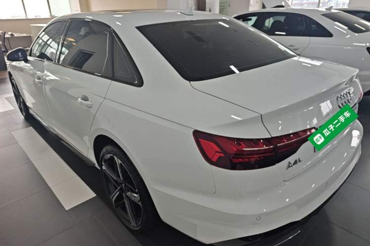 Used Audi A4L 2024 40 TFSI Luxury Dynamic Edition Rear Left 45 Deg