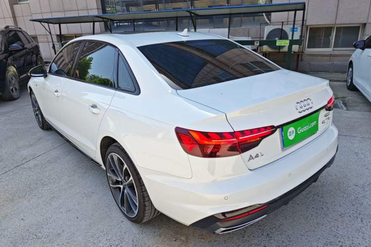 Used Audi A4L 2024 40 TFSI Luxury Dynamic Edition Rear Left 45 Deg