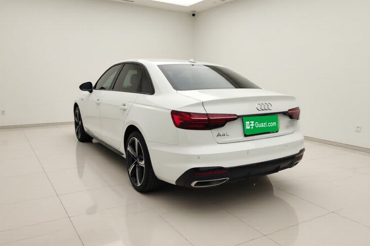 Used Audi A4L 2024 40 TFSI Luxury Dynamic Edition Rear Left 45 Deg