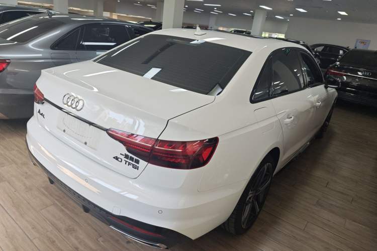 Used Audi A4L 2024 40 TFSI Luxury Dynamic Edition Rear Right 45 Deg