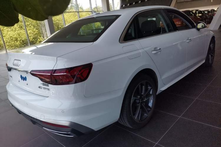 Used Audi A4L 2024 40 TFSI Fashion Dynamic Model Rear Right 45 Deg