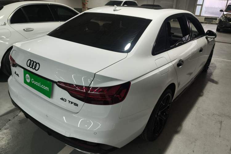 Used Audi A4L 2024 40 TFSI Luxury Dynamic Edition Rear Right 45 Deg
