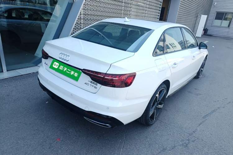 Used Audi A4L 2024 40 TFSI Luxury Dynamic Edition Rear Right 45 Deg
