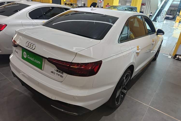 Used Audi A4L 2024 40 TFSI Luxury Dynamic Edition Rear Right 45 Deg