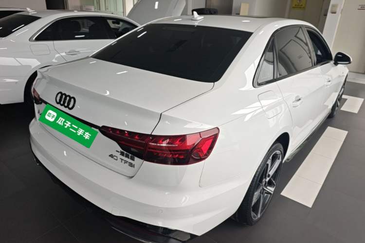 Used Audi A4L 2024 40 TFSI Luxury Dynamic Edition Rear Right 45 Deg