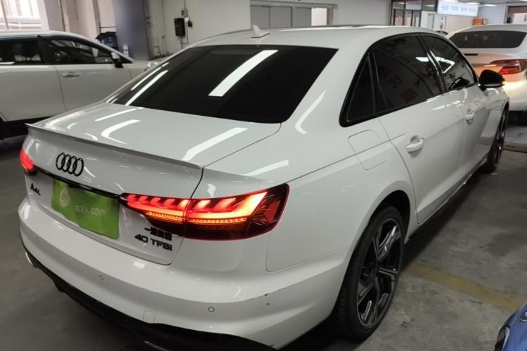 Used Audi A4L 2024 40 TFSI Luxury Dynamic Edition (Starry Night Version) Rear Right 45 Deg