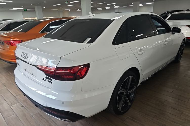 Used Audi A4L 2024 40 TFSI Luxury Dynamic Edition Rear Right 45 Deg