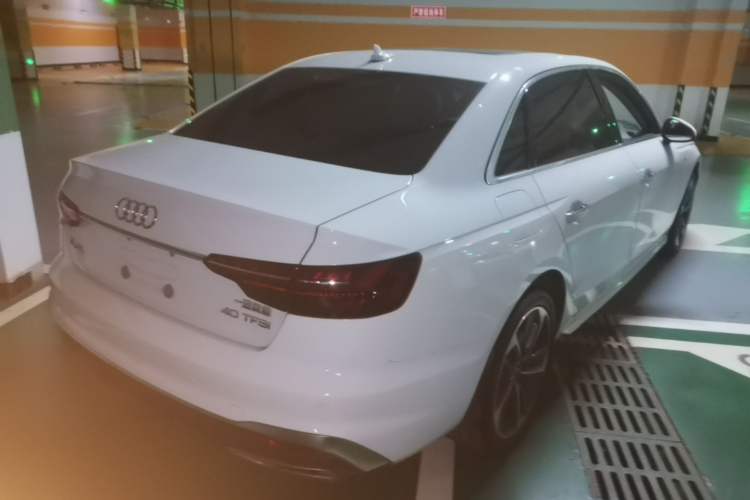 Used Audi A4L 2024 40 TFSI Fashion Dynamic Model Rear Right 45 Deg