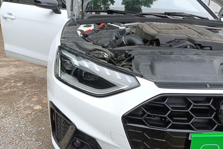Used Audi A4L 2024 40 TFSI Luxury Dynamic Edition Right Front Headlight