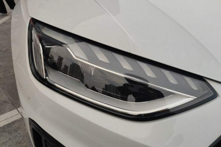 Used Audi A4L 2024 40 TFSI Luxury Dynamic Edition Right Front Headlight