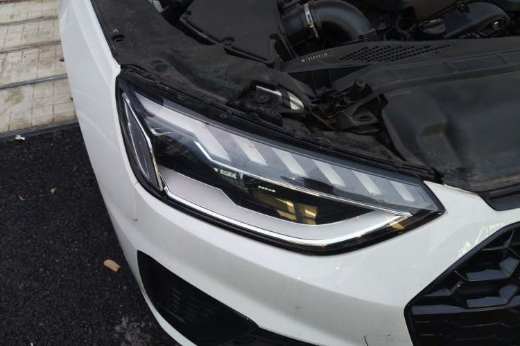 Used Audi A4L 2024 40 TFSI Luxury Dynamic Edition Right Front Headlight