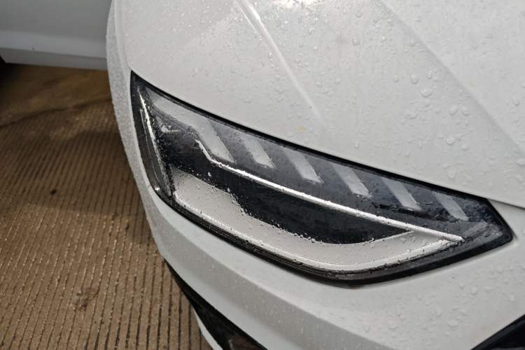 Used Audi A4L 2024 40 TFSI Luxury Dynamic Edition Right Front Headlight