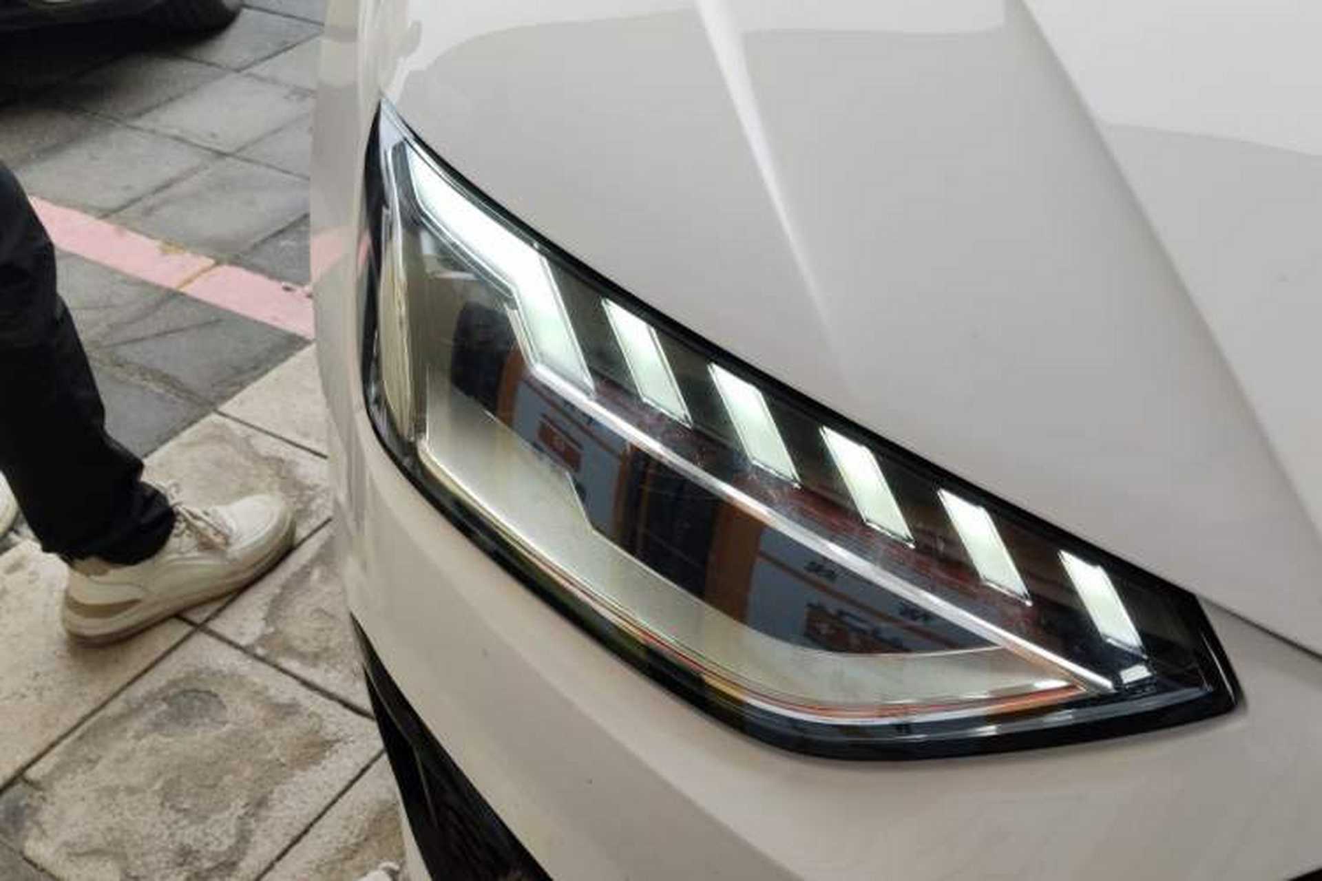 Used Audi A4L 2024 40 TFSI Luxury Dynamic Edition Right Front Headlight