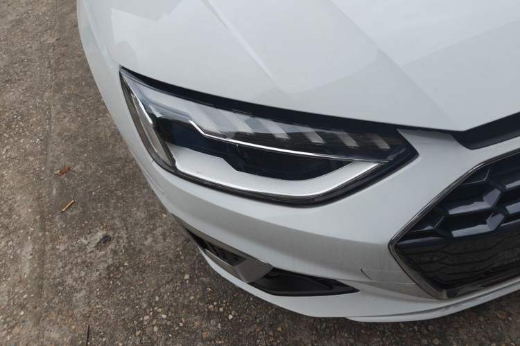 Used Audi A4L 2024 40 TFSI Fashion Dynamic Model Right Front Headlight