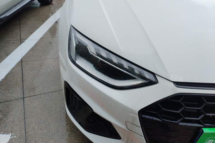 Used Audi A4L 2024 40 TFSI Luxury Dynamic Edition Right Front Headlight