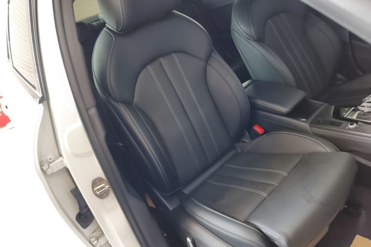 Used Audi A4L 2024 40 TFSI Luxury Dynamic Edition Right Front Seat