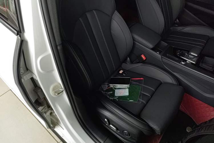 Used Audi A4L 2024 40 TFSI Luxury Dynamic Edition Right Front Seat