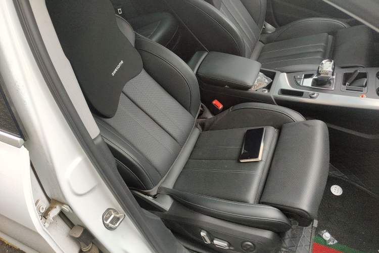 Used Audi A4L 2024 40 TFSI Fashion Dynamic Model Right Front Seat
