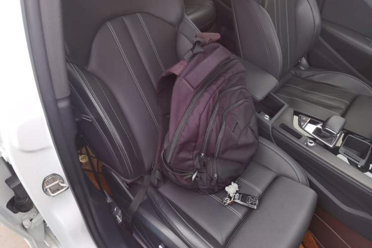 Used Audi A4L 2024 40 TFSI Luxury Dynamic Edition Right Front Seat