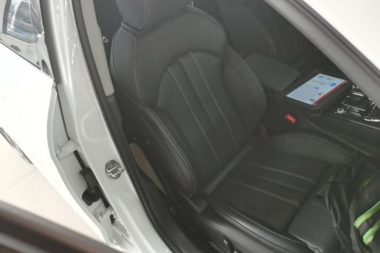 Used Audi A4L 2024 40 TFSI Fashion Dynamic Model Right Front Seat