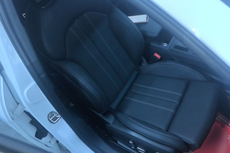 Used Audi A4L 2024 40 TFSI Luxury Dynamic Edition Right Front Seat
