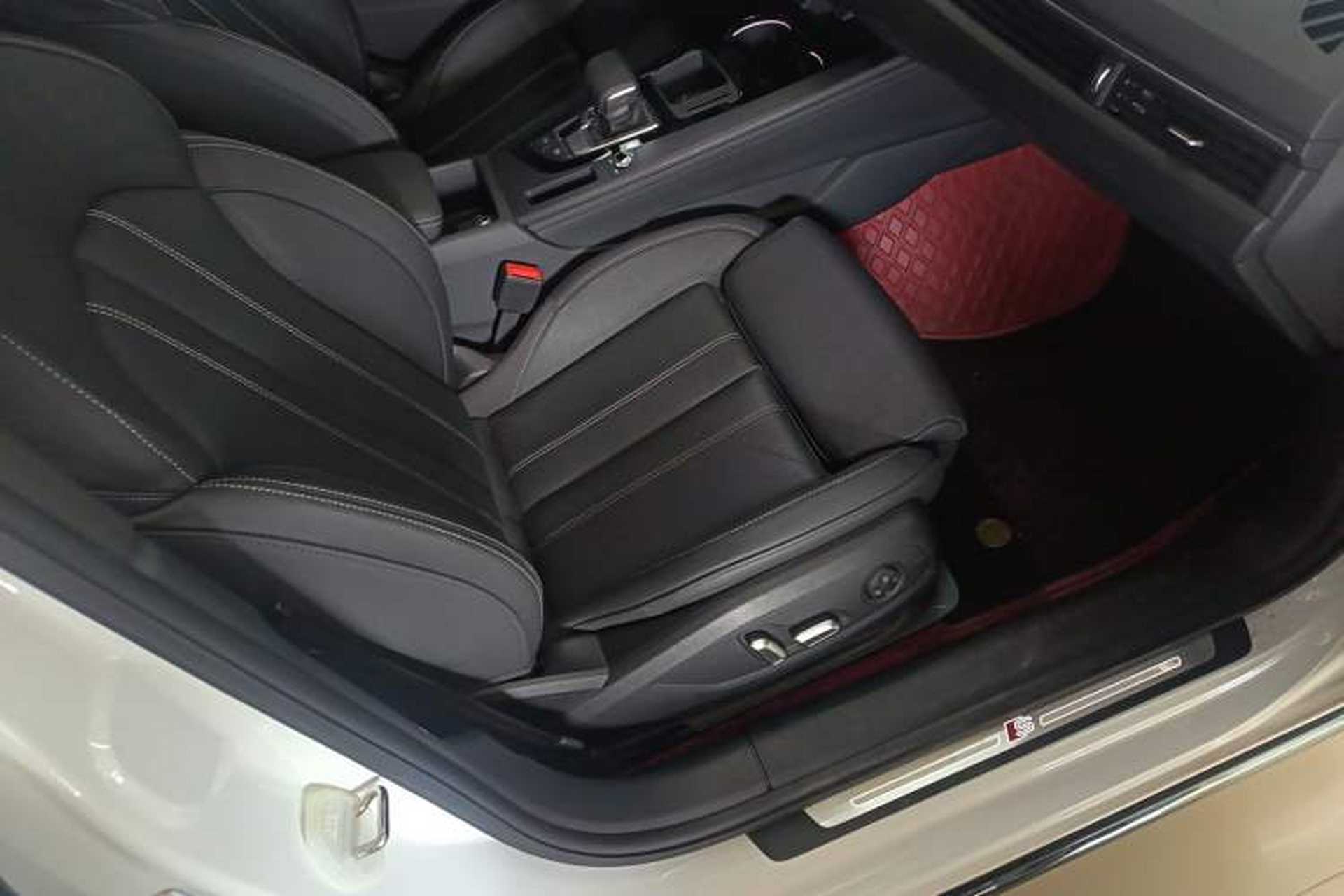 Used Audi A4L 2024 40 TFSI Luxury Dynamic Edition Right Front Seat