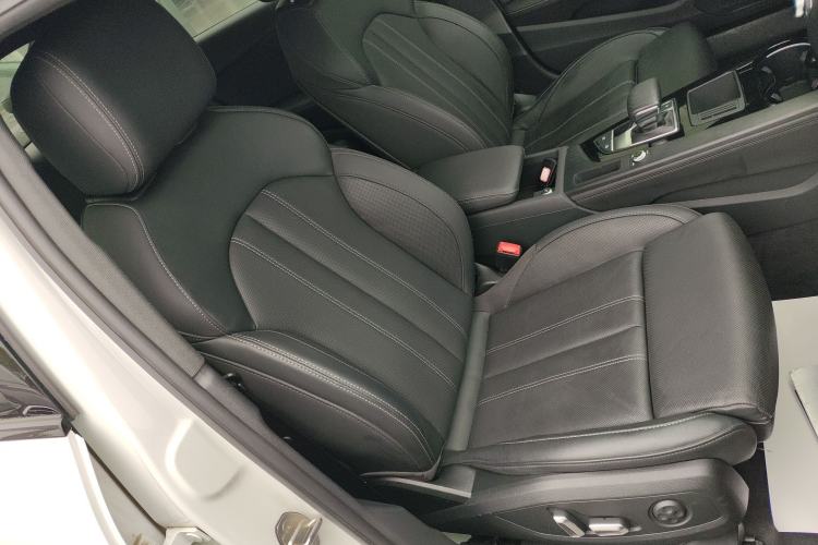 Used Audi A4L 2024 40 TFSI Luxury Dynamic Edition Right Front Seat